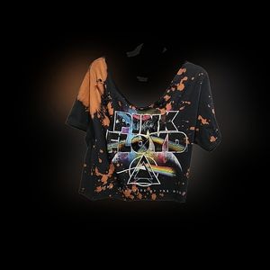 Buttery Soft, cropped and distressed Pink Floyd tee size m/l